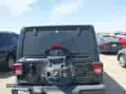 2022 Jeep Wrangler Unlimited Sport S z VIN 1C4HJXDG5NW180130, wystawiony jako IAAI lot #41772922 z przebiegiem 47 625 mil mil oraz . Historia ofert i sprzedaży dostępna na DreamBid. Obrazek 16.