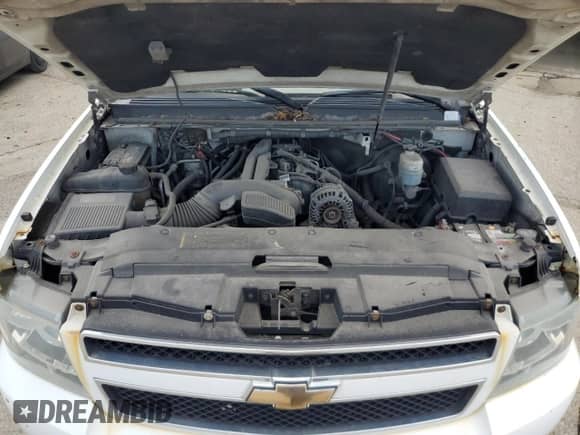 2010 Chevrolet Tahoe LS with VIN 1GNMCAE01AR244168, listed as a Copart auction lot 68572255 with 229,564 mi miles and Clean title. Bid and sale history available at DreamBid. Image 12.