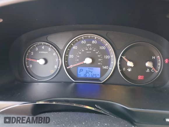 2012 Hyundai Santa Fe Limited с VIN 5XYZK3AB0CG103260, выставлен на аукционе IAAI как лот 43208403 с пробегом 161 125 миль миль и . История ставок и продаж доступна на DreamBid. Изображение 7.