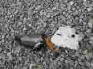 2023 Toyota Camry SE z VIN 4T1G11AK9PU104521, wystawiony jako Copart lot #63671725 z przebiegiem 69 960 mil mil oraz Nie do naprawy • Non repairable. Historia ofert i sprzedaży dostępna na DreamBid. Obrazek 12.