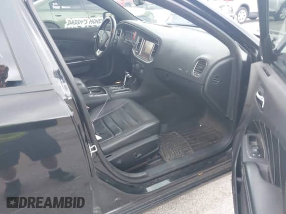 2011 Dodge Charger RT Max with VIN 2B3CM5CT2BH552748, listed as a IAAI auction lot 43028493 with 196,995 mi miles and . Bid and sale history available at DreamBid. Image 5.