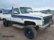 1984 Chevrolet Suburban с VIN 1G8EK16L2EF146812, выставлен на аукционе IAAI как лот 40344407 с пробегом 253 940 миль миль и . История ставок и продаж доступна на DreamBid. Изображение 1.