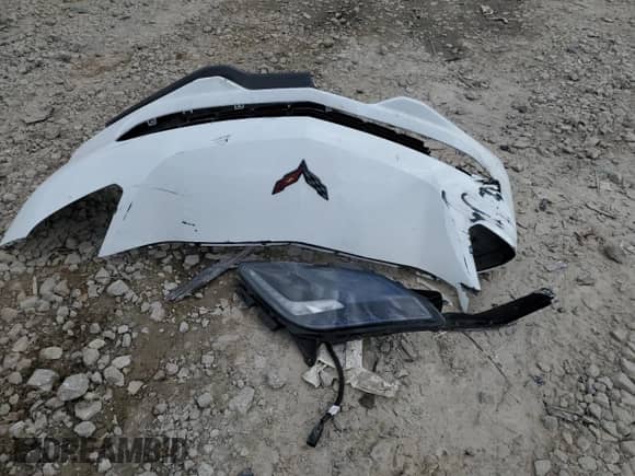 2015 Chevrolet Corvette Z06 2LZ с VIN 1G1YR2D67F5606760, выставлен на аукционе Copart как лот 65966274 с пробегом 37 287 миль миль и На запчасти • Non repairable. История ставок и продаж доступна на DreamBid. Изображение 12.