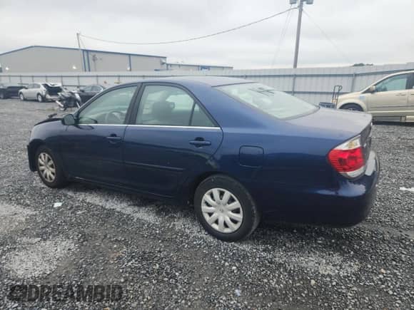 2005 Toyota Camry LE с VIN 4T1BE32K15U401465, выставлен на аукционе Copart как лот 84410985 с пробегом 124 241 миль миль и Списание • Salvage title. История ставок и продаж доступна на DreamBid. Изображение 2.