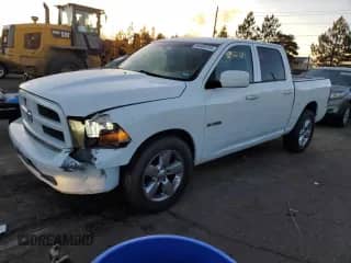2010 Dodge 1500 SLT с VIN 1D7RB1CP5AS180037, выставлен на аукционе Copart как лот 84408724 с пробегом 89 776 миль миль и Списание • Salvage title. История ставок и продаж доступна на DreamBid. Изображение 1.