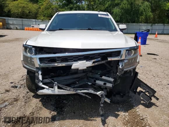 2015 Chevrolet Tahoe LT с VIN 1GNSCBKC9FR216525, выставлен на аукционе Copart как лот 55747815 с пробегом 213 112 миль миль и Списание • Salvage title. История ставок и продаж доступна на DreamBid. Изображение 5.