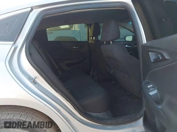 2022 Chevrolet Malibu LT с VIN 1G1ZD5ST9NF126029, выставлен на аукционе IAAI как лот 43432401 с пробегом 106 639 миль миль и . История ставок и продаж доступна на DreamBid. Изображение 8.