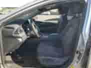 2021 Toyota Camry LE z VIN 4T1C11AK0MU469339, wystawiony jako Copart lot #69966615 z przebiegiem 115 084 mil mil oraz Szkoda całkowita • Salvage title. Historia ofert i sprzedaży dostępna na DreamBid. Obrazek 7.