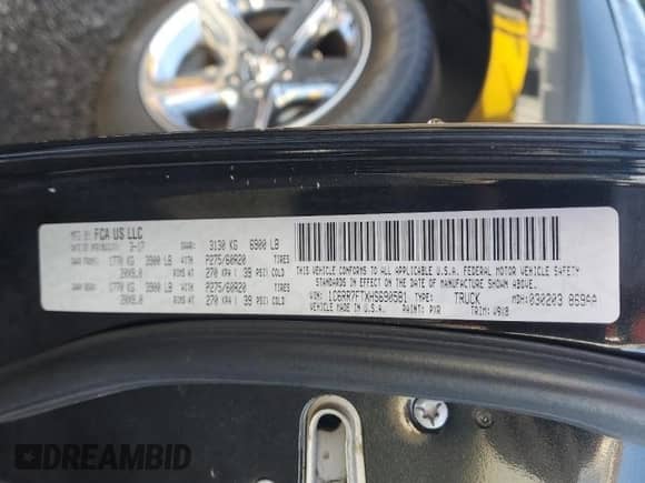 2017 Ram 1500 Tradesman z VIN 1C6RR7FTXHS690581, wystawiony jako Copart lot #71892515 z przebiegiem 169 091 mil mil oraz Czysty tytuł • Clean title. Historia ofert i sprzedaży dostępna na DreamBid. Obrazek 12.