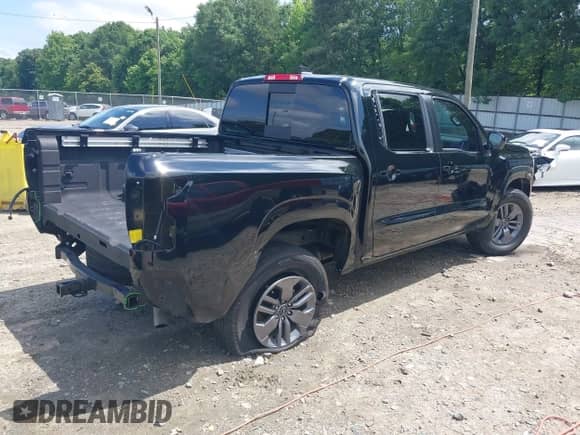 2025 Nissan Frontier Pro-4X с VIN 1N6ED1EK6SN603614, выставлен на аукционе IAAI как лот 42376916 с пробегом 10 453 миль миль и . История ставок и продаж доступна на DreamBid. Изображение 4.