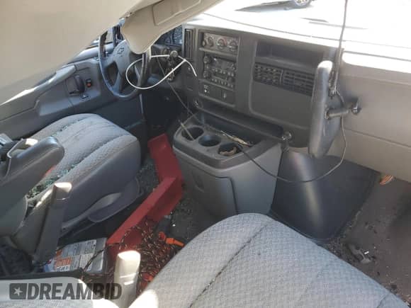 2006 Chevrolet Express Passenger with VIN 1GAHG35U161185182, listed as a Copart auction lot 51639815 with 88,380 mi miles and Salvage title. Bid and sale history available at DreamBid. Image 8.
