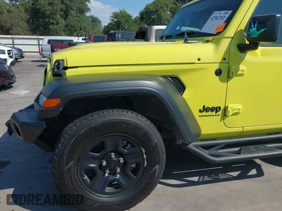 2022 Jeep Wrangler Willys z VIN 1C4GJXAN3NW248987, wystawiony jako IAAI lot #42982392 z przebiegiem 49 624 mil mil oraz . Historia ofert i sprzedaży dostępna na DreamBid. Obrazek 18.