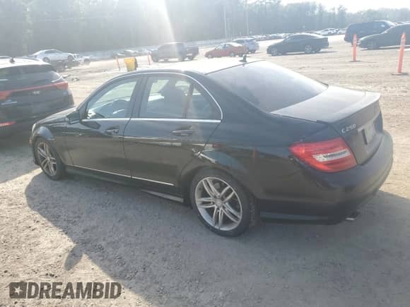 2014 Mercedes-Benz C 250 Sport with VIN WDDGF4HBXEA937911, listed as a Copart auction lot 82749495 with 100,337 mi miles and Clean title. Bid and sale history available at DreamBid. Image 2.