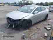 2017 Hyundai Elantra SE z VIN 5NPD74LF0HH150838, wystawiony jako IAAI lot #43274870 z przebiegiem 135 673 mil mil oraz . Historia ofert i sprzedaży dostępna na DreamBid. Obrazek 18.