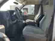 2014 Chevrolet Express Cargo z VIN 1GCZGUCG9E1124708, wystawiony jako Copart lot #66542125 z przebiegiem 285 327 mil mil oraz Czysty tytuł • Clean title. Historia ofert i sprzedaży dostępna na DreamBid. Obrazek 7.