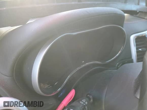 2015 Jeep Grand Cherokee SRT с VIN 1C4RJFDJ6FC683548, выставлен на аукционе Copart как лот 82465215 с пробегом Не указан миль и Списание • Salvage title. История ставок и продаж доступна на DreamBid. Изображение 9.