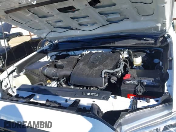 2023 Toyota Tacoma SR5 z VIN 3TMAZ5CN8PM202199, wystawiony jako IAAI lot #43493367 z przebiegiem 6 729 mil mil oraz . Historia ofert i sprzedaży dostępna na DreamBid. Obrazek 10.