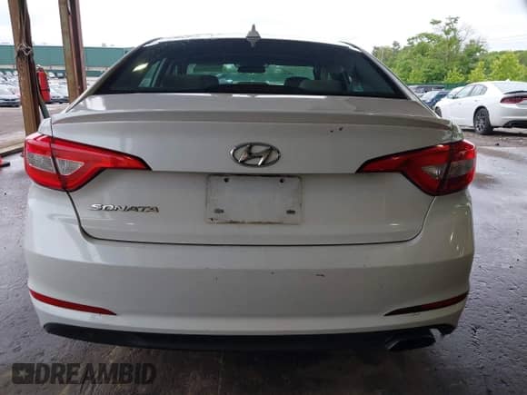 2017 Hyundai Sonata SE с VIN 5NPE24AF5HH494123, выставлен на аукционе IAAI как лот 42362467 с пробегом 147 345 миль миль и . История ставок и продаж доступна на DreamBid. Изображение 16.