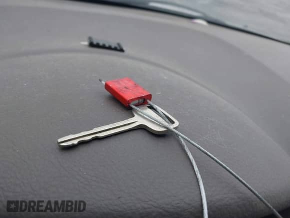 2010 Toyota Sienna CE z VIN 5TDKK4CC7AS312444, wystawiony jako IAAI lot #42291580 z przebiegiem 215 260 mil mil oraz . Historia ofert i sprzedaży dostępna na DreamBid. Obrazek 11.