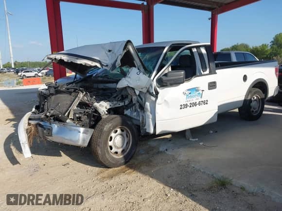 2012 Ford F-150 XL with VIN 1FTNF1CFXCKD50576, listed as a IAAI auction lot 42840996 with 195,605 mi miles and . Bid and sale history available at DreamBid. Image 2.