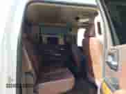 2016 Chevrolet Silverado 2500HD High Country z VIN 1GC1KXE89GF172606, wystawiony jako IAAI lot #41858059 z przebiegiem 141 888 mil mil oraz . Historia ofert i sprzedaży dostępna na DreamBid. Obrazek 8.