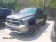 2013 Ram 1500 Express z VIN 1C6RR7KTXDS569372, wystawiony jako IAAI lot #43067487 z przebiegiem 223 976 mil mil oraz . Historia ofert i sprzedaży dostępna na DreamBid. Obrazek 17.