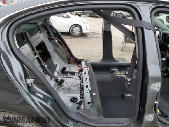 2017 Chevrolet SS с VIN 6G3F15RW2HL308733, выставлен на аукционе Copart как лот 58954895 с пробегом Не указан миль и Списание • Salvage title. История ставок и продаж доступна на DreamBid. Изображение 10.