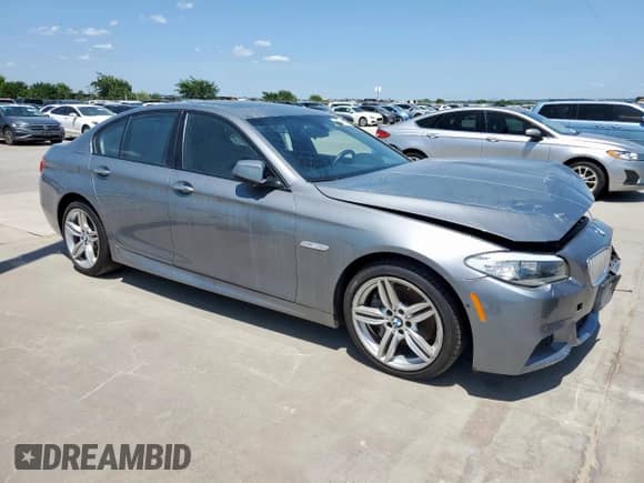 2013 BMW 5 Series 550i с VIN WBAFR9C53DDX80728, выставлен на аукционе Copart как лот 61575745 с пробегом 84 002 миль миль и Списание • Salvage title. История ставок и продаж доступна на DreamBid. Изображение 4.