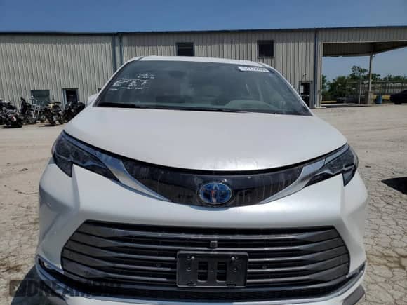 2024 Toyota Sienna Platinum с VIN 5TDERKEC1RS199449, выставлен на аукционе Copart как лот 57272265 с пробегом Не указан миль и Списание • Salvage title. История ставок и продаж доступна на DreamBid. Изображение 5.