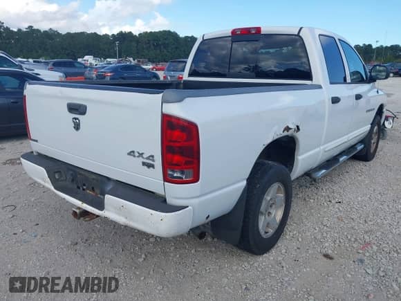2005 Dodge 1500 SLT with VIN 1D7HU18D15S164735, listed as a IAAI auction lot 43276636 with 111,533 mi miles and . Bid and sale history available at DreamBid. Image 4.