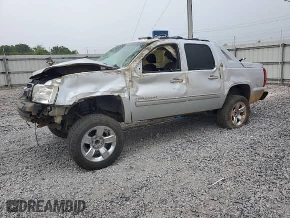 2013 Chevrolet Avalanche LT с VIN 3GNMCFE03DG166249, выставлен на аукционе Copart как лот 65159185 с пробегом 254 811 миль миль и Списание • Salvage title. История ставок и продаж доступна на DreamBid. Изображение 1.
