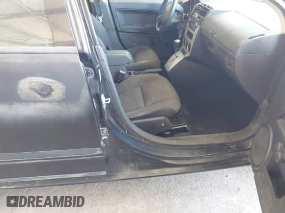 2008 Dodge Caliber SE with VIN 1B3HB28B08D645851, listed as a IAAI auction lot 43337769 with 283,019 mi miles and . Bid and sale history available at DreamBid. Image 5.