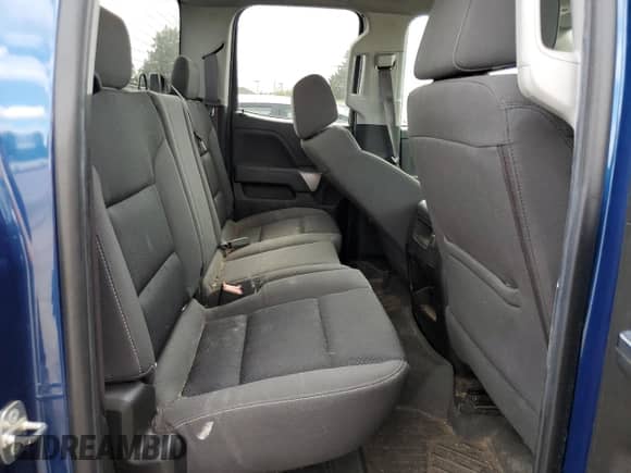 2017 Chevrolet Silverado 1500 LT с VIN 1GCVKREC3HZ403226, выставлен на аукционе Copart как лот 84916625 с пробегом 88 159 миль миль и Списание • Salvage title. История ставок и продаж доступна на DreamBid. Изображение 10.