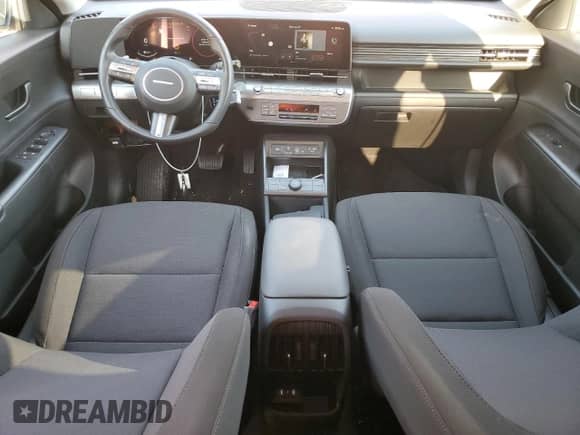 2024 Hyundai Kona SEL with VIN KM8HC3AB7RU068566, listed as a Copart auction lot 64967804 with 4,670 mi miles and Non repairable. Bid and sale history available at DreamBid. Image 8.