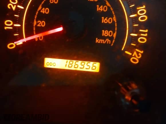 2012 Toyota Tundra с VIN 5TFRM5F12CX049723, выставлен на аукционе IAAI как лот 42708585 с пробегом 186 956 миль миль и . История ставок и продаж доступна на DreamBid. Изображение 15.