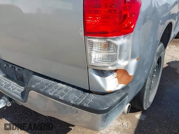 2012 Toyota Tundra с VIN 5TFRM5F13CX040738, выставлен на аукционе IAAI как лот 42898153 с пробегом 302 243 миль миль и . История ставок и продаж доступна на DreamBid. Изображение 6.