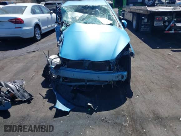 2016 Toyota Prius One z VIN JTDKDTB38G1136533, wystawiony jako IAAI lot #42639827 z przebiegiem 77 966 mil mil oraz . Historia ofert i sprzedaży dostępna na DreamBid. Obrazek 13.