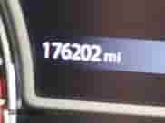 2016 Nissan Pathfinder S z VIN 5N1AR2MN8GC664210, wystawiony jako IAAI lot #42303423 z przebiegiem 176 202 mil mil oraz . Historia ofert i sprzedaży dostępna na DreamBid. Obrazek 15.