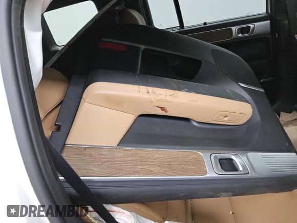 2024 Hyundai Santa Fe Limited с VIN 5NMP4DGL8RH034940, выставлен на аукционе Copart как лот 79802794 с пробегом 14 040 миль миль и Чистый • Clean title. История ставок и продаж доступна на DreamBid. Изображение 12.