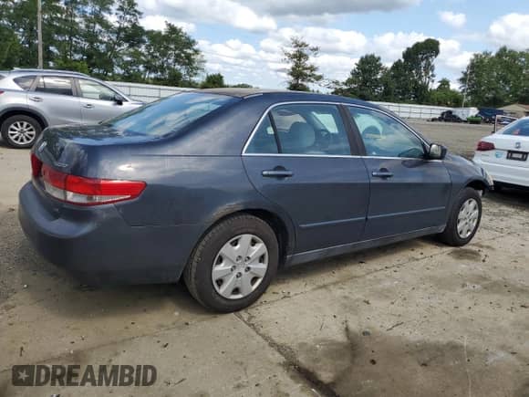 2004 Honda Accord LX с VIN 1HGCM56404A156131, выставлен на аукционе Copart как лот 80216685 с пробегом 324 893 миль миль и Списание • Salvage title. История ставок и продаж доступна на DreamBid. Изображение 3.
