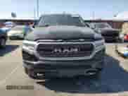 2020 Ram 1500 Limited z VIN 1C6RREHT9LN100394, wystawiony jako Copart lot #62424455 z przebiegiem Nie podano mil oraz Szkoda całkowita • Salvage title. Historia ofert i sprzedaży dostępna na DreamBid. Obrazek 5.