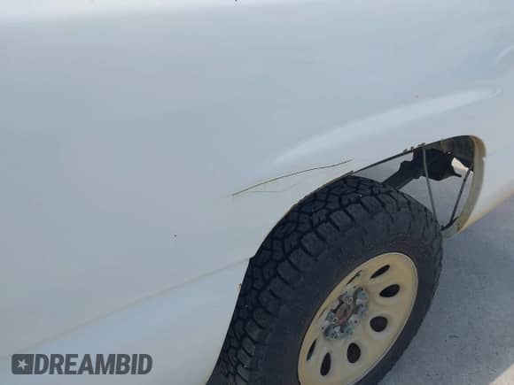 2007 Chevrolet Silverado 1500 Work Truck with VIN 3GCEC14X17G192285, listed as a IAAI auction lot 43128728 with 136,862 mi miles and . Bid and sale history available at DreamBid. Image 6.