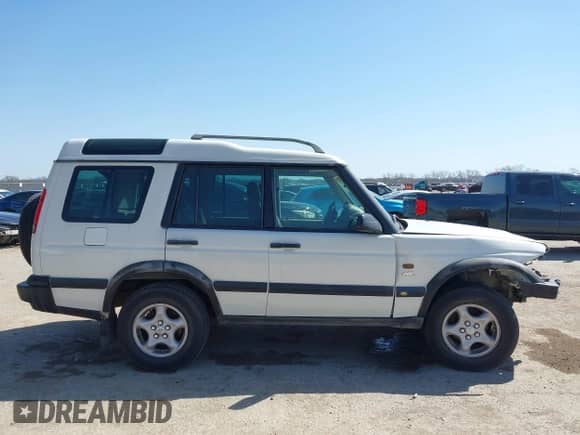 2000 Land Rover Discovery Cloth с VIN SALTY124XYA262828, выставлен на аукционе IAAI как лот 41769729 с пробегом 215 711 миль миль и . История ставок и продаж доступна на DreamBid. Изображение 14.