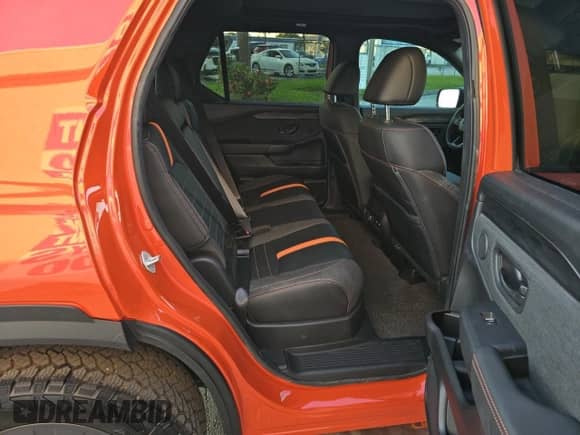 2026 Honda Passport с VIN 5FNYF9H56TB005697, выставлен на аукционе Copart как лот 89924005 с пробегом 210 миль миль и Чистый • Clean title. История ставок и продаж доступна на DreamBid. Изображение 6.