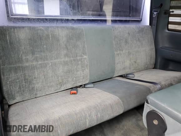 1997 Dodge 1500 с VIN 3B7HF13Z9VG757239, выставлен на аукционе Copart как лот 70515284 с пробегом 207 796 миль миль и Списание • Salvage title. История ставок и продаж доступна на DreamBid. Изображение 10.