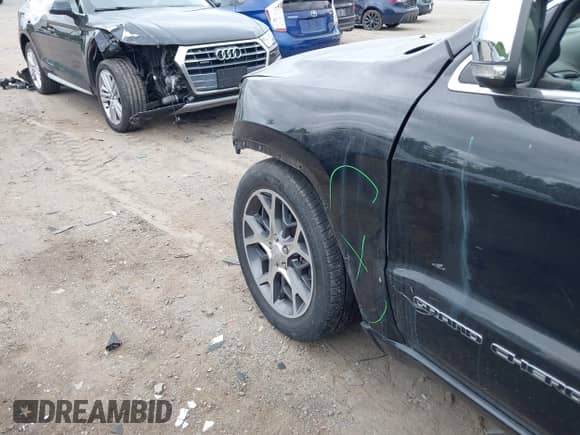 2019 Jeep Grand Cherokee High Altitude z VIN 1C4RJFCG2KC591143, wystawiony jako IAAI lot #42274186 z przebiegiem 41 601 mil mil oraz . Historia ofert i sprzedaży dostępna na DreamBid. Obrazek 6.