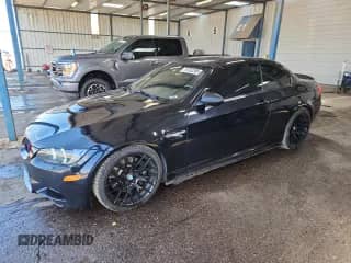 2011 BMW M3 z VIN WBSDX9C56BE784255, wystawiony jako Copart lot #70762395 z przebiegiem 89 063 mil mil oraz Szkoda całkowita • Salvage title. Historia ofert i sprzedaży dostępna na DreamBid. Obrazek 1.