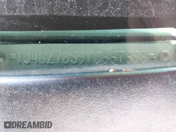 1997 Jeep Grand Cherokee Limited с VIN 1J4GZ78S9VC667698, выставлен на аукционе IAAI как лот 41671571 с пробегом 191 448 миль миль и . История ставок и продаж доступна на DreamBid. Изображение 9.