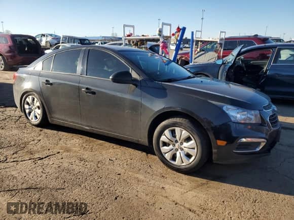 2016 Chevrolet Cruze 2LS z VIN 1G1PL5SH2G7186320, wystawiony jako Copart lot #82638284 z przebiegiem 121 618 mil mil oraz Czysty tytuł • Clean title. Historia ofert i sprzedaży dostępna na DreamBid. Obrazek 4.