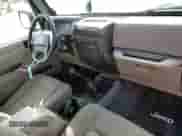 2005 Jeep Wrangler X с VIN 1J4FA39S75P332782, выставлен на аукционе Copart как лот 82334965 с пробегом 227 274 миль миль и Списание • Salvage title. История ставок и продаж доступна на DreamBid. Изображение 8.